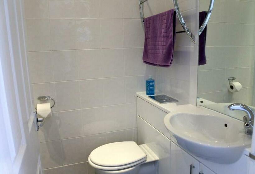 Bed and Breakfast Smugglers Rest