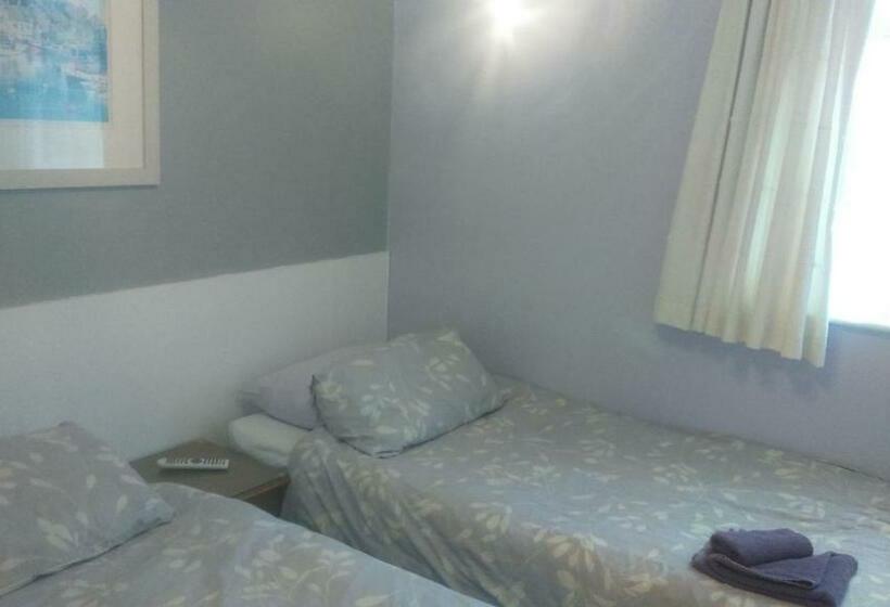 Bed and Breakfast Smugglers Rest