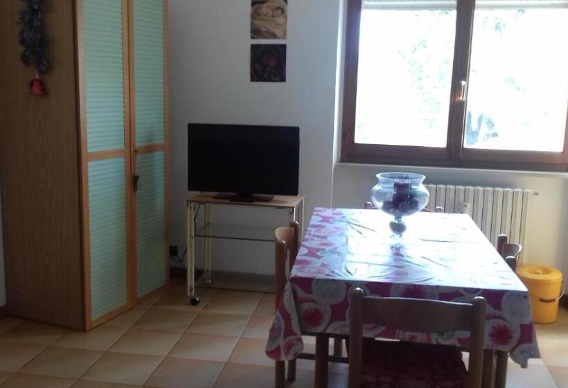 فندق Camping Agriturist Sant Anna