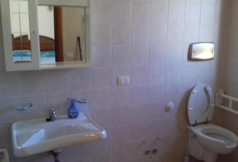 فندق Camping Agriturist Sant Anna