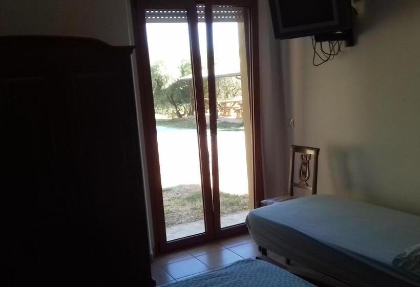 فندق Camping Agriturist Sant Anna