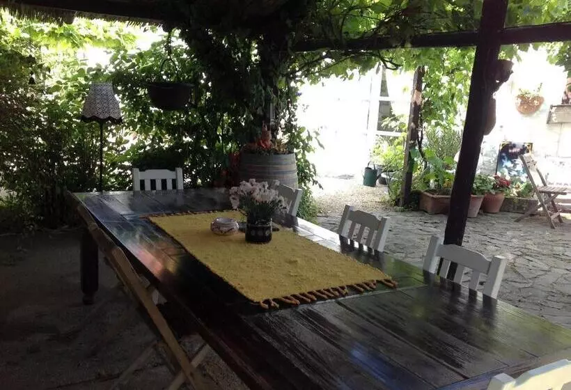 Majatalo Három Huszár Köveskal