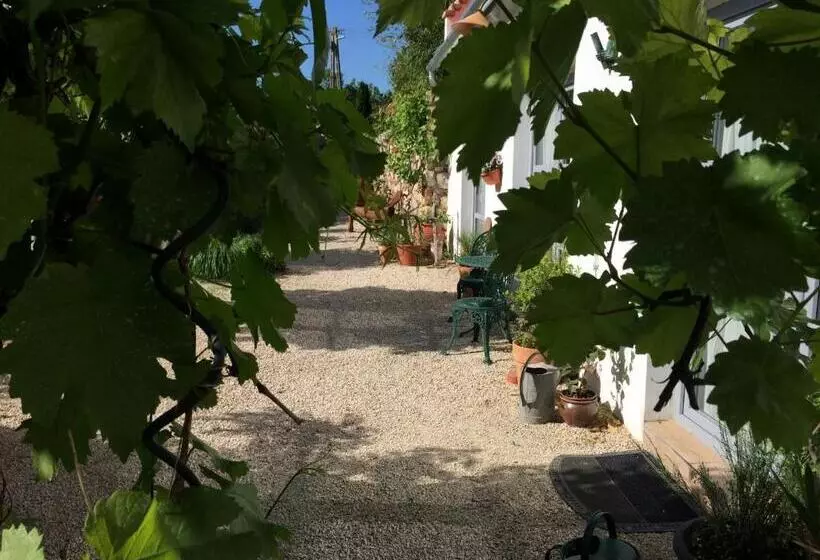 Majatalo Három Huszár Köveskal