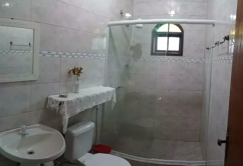 Majatalo Pousada Chalé Cantinho Verde