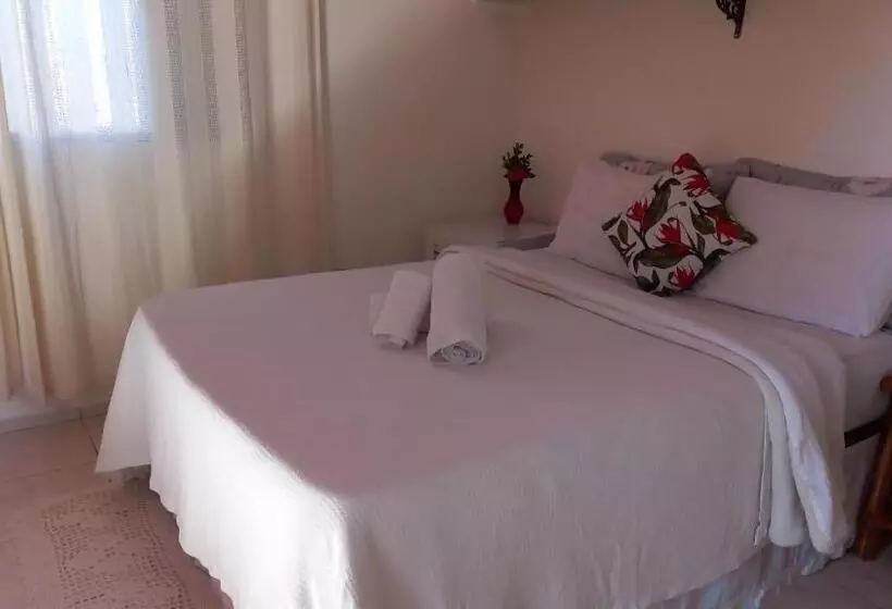 Majatalo Pousada Chalé Cantinho Verde