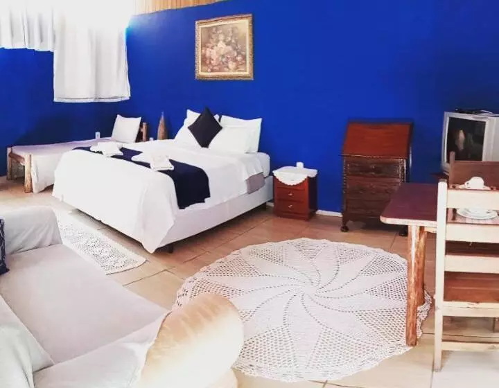 Majatalo Pousada Chalé Cantinho Verde