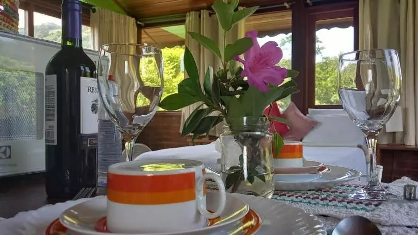 Majatalo Pousada Chalé Cantinho Verde