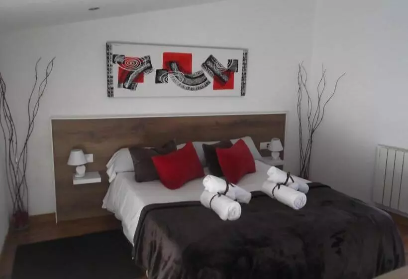 Aamiaismajoitus (B&B) A&e.escornalbou