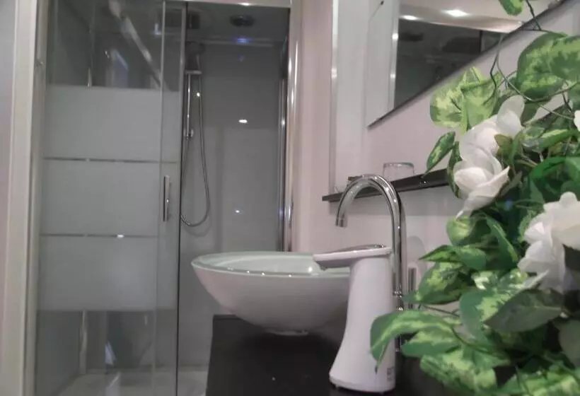 Aamiaismajoitus (B&B) A&e.escornalbou