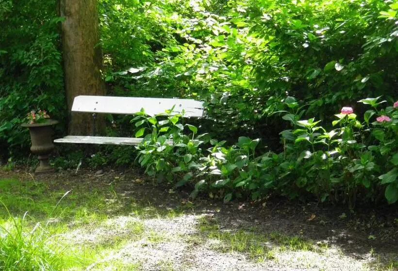 Aamiaismajoitus (B&B) Château De Bonne Espérance