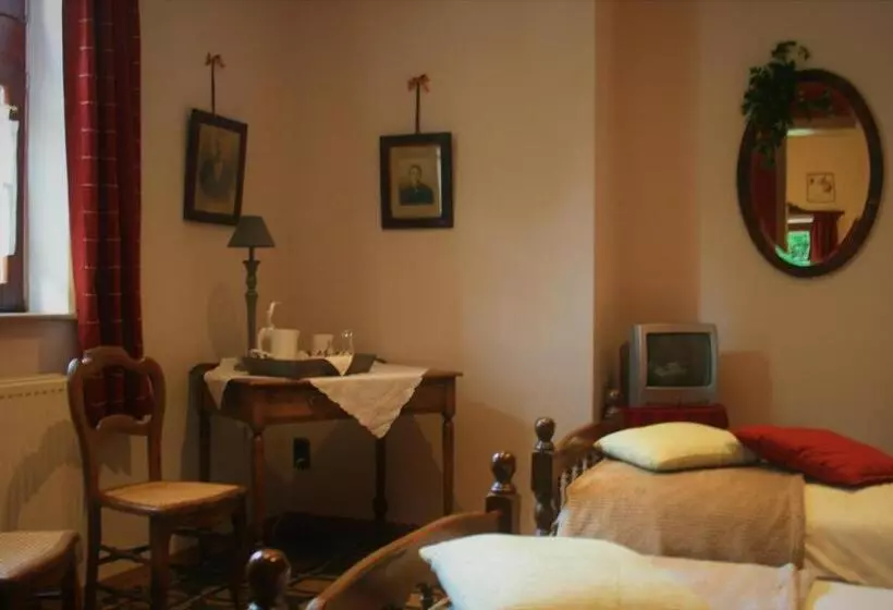 Aamiaismajoitus (B&B) Château De Bonne Espérance