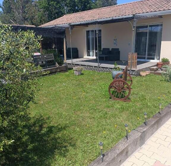 Bed and Breakfast La Cazaline