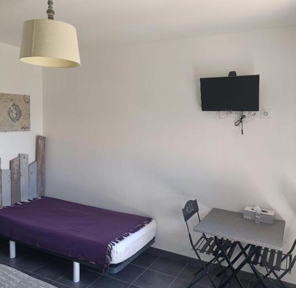 Bed and Breakfast La Cazaline