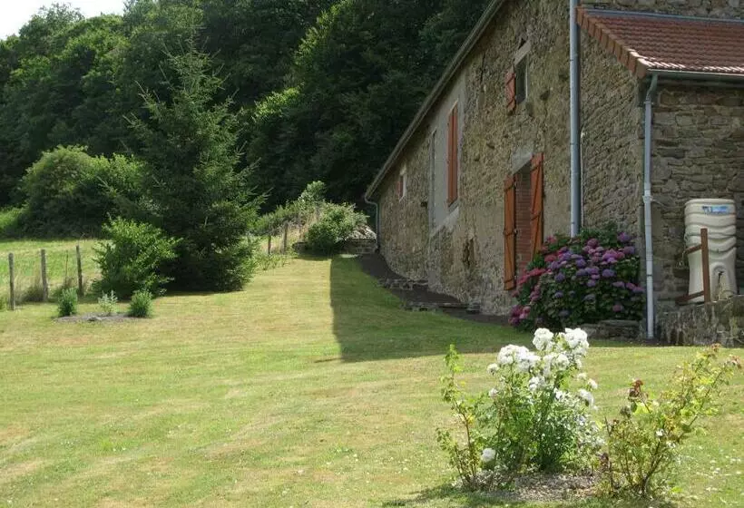 Aamiaismajoitus (B&B) Le Peyroux