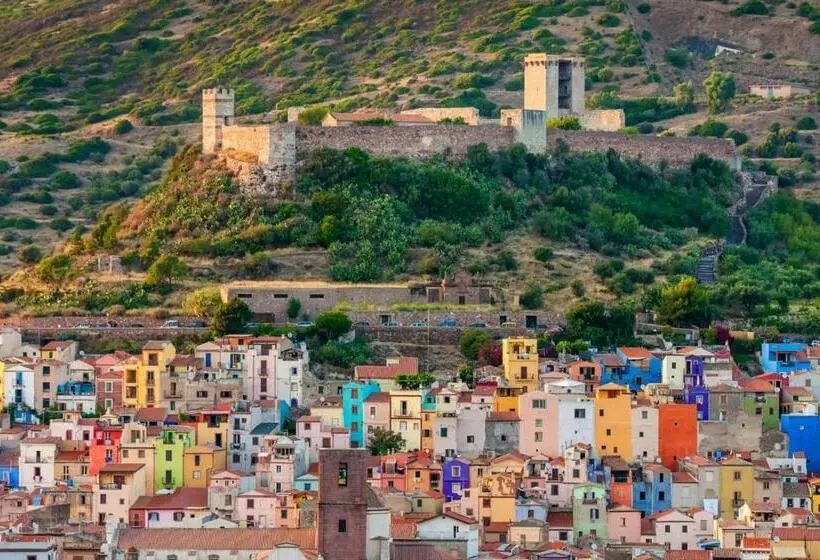 تختخواب و صبحانه Su Casciu