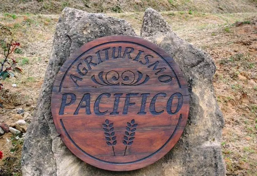 Hotelli Pacifico