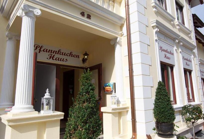 Отель Pfannkuchenhaus Fehmarn