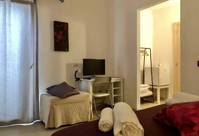 پانسیون Iknos Suites By Wonderful Italy