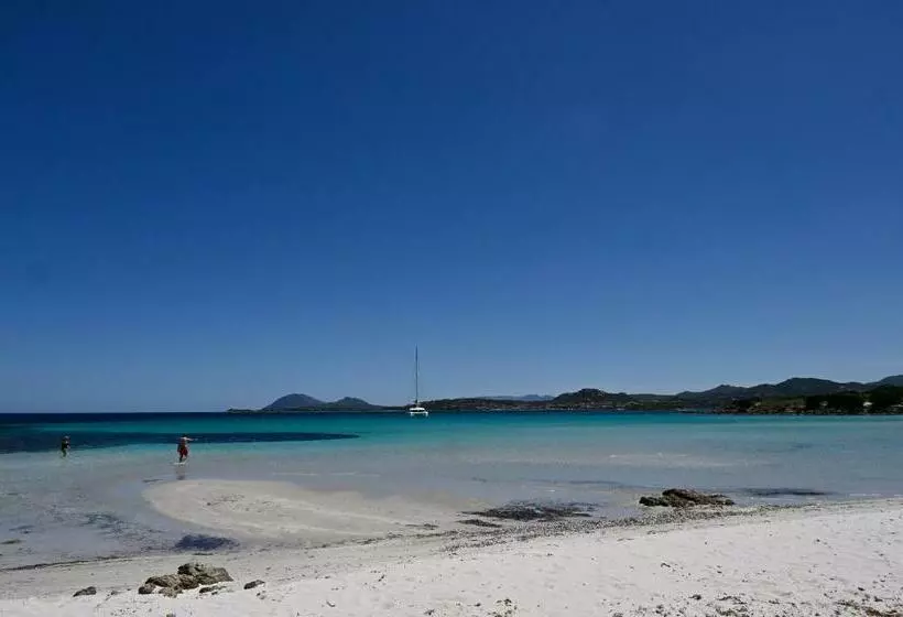 پانسیون Iknos Suites By Wonderful Italy