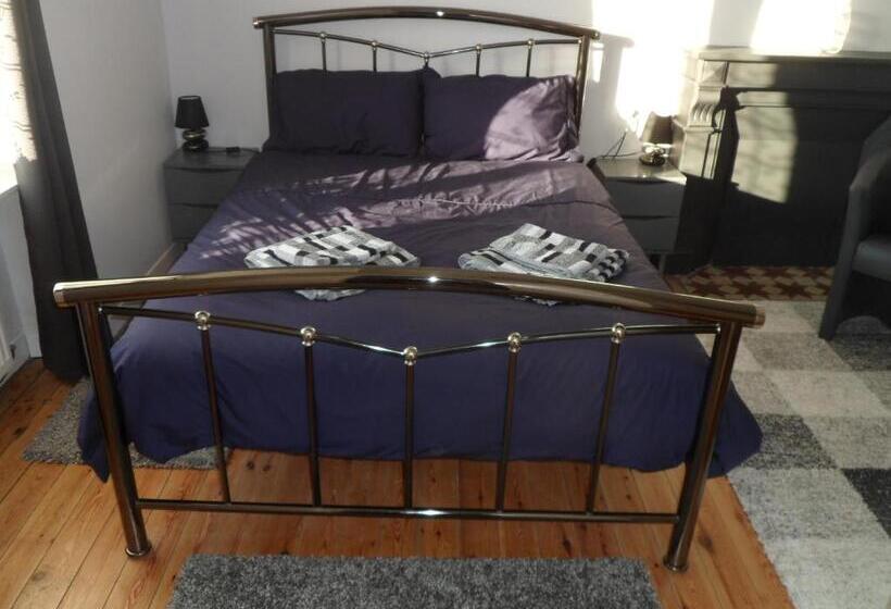 Riverside Bed And Breakfast