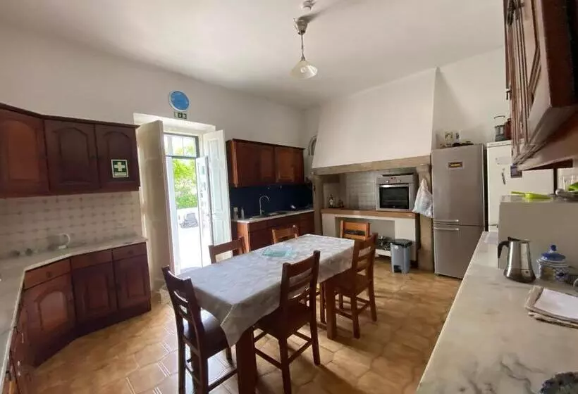 Retkeilymaja Casa Branca