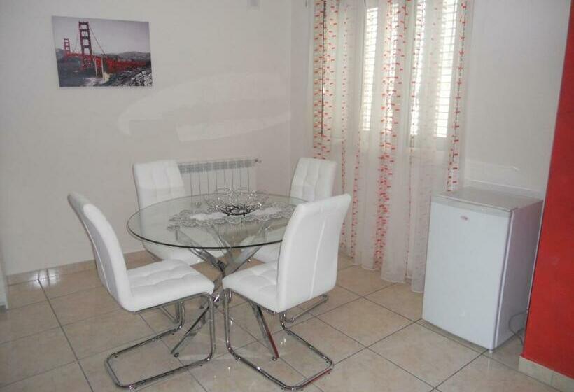 B&b Le Tre Gemme Junior