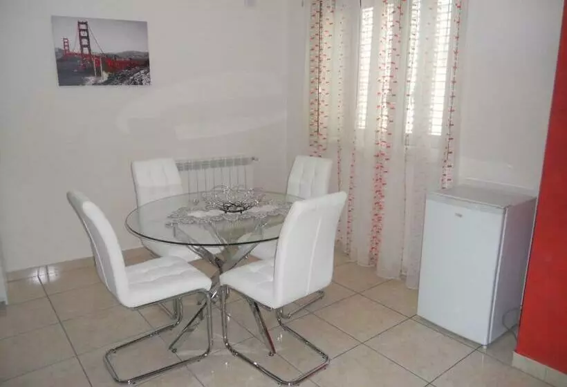 B&b Le Tre Gemme Junior