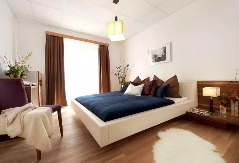 Aamiaismajoitus (B&B) Brandtner Komfortzimmer