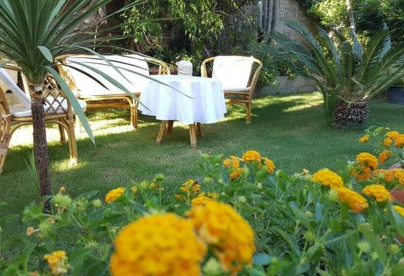 ベッドアンドブレックファースト Il Girasole