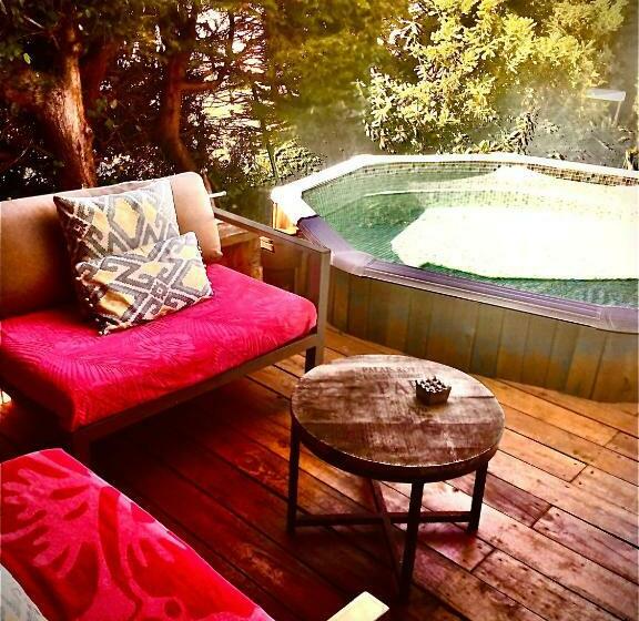 Bed and Breakfast Romantic Private Cabin