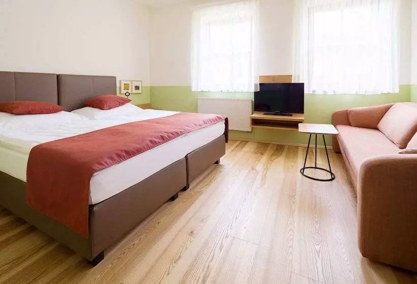 Aamiaismajoitus (B&B) Weingut & Gästezimmer Edelmann