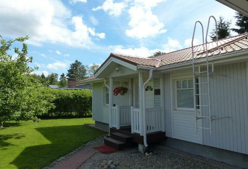 צימר Westbay Inn