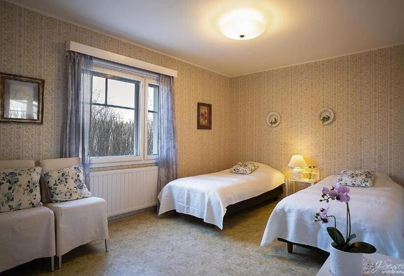 צימר Westbay Inn