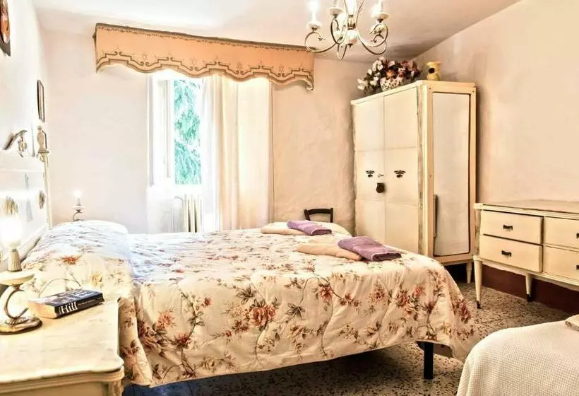 ホテル Agriturismo Corboli