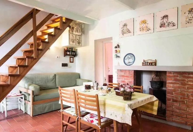ホテル Agriturismo Corboli