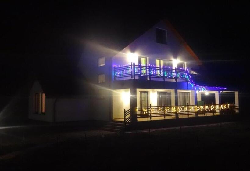 Отель Pensiunea Tania Nora