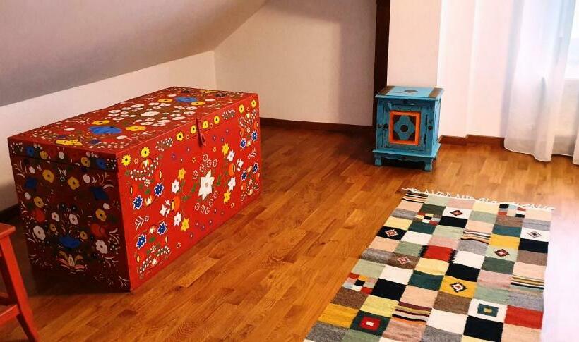 Отель Pensiunea Tania Nora