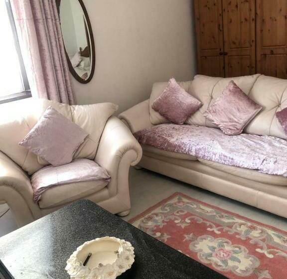 Pensione Brown S Guest House