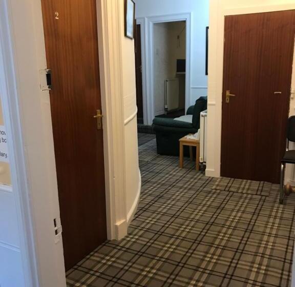 Pensione Brown S Guest House