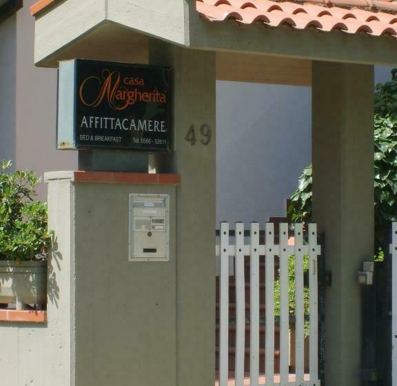 بنسيون Casa Margherita Affittacamere B&b