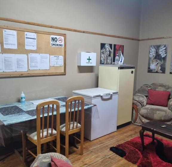 פנסיון Jalome Guesthouse