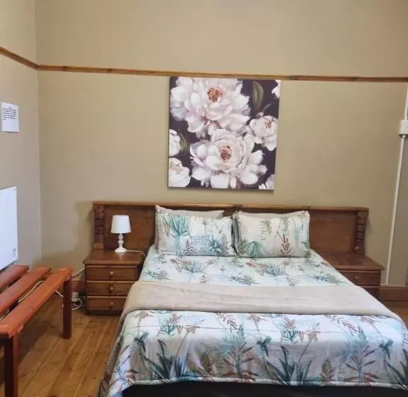 ペンション Jalome Guesthouse