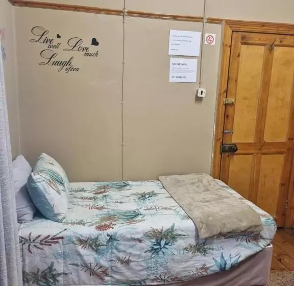 ペンション Jalome Guesthouse