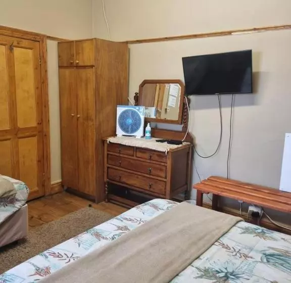 ペンション Jalome Guesthouse