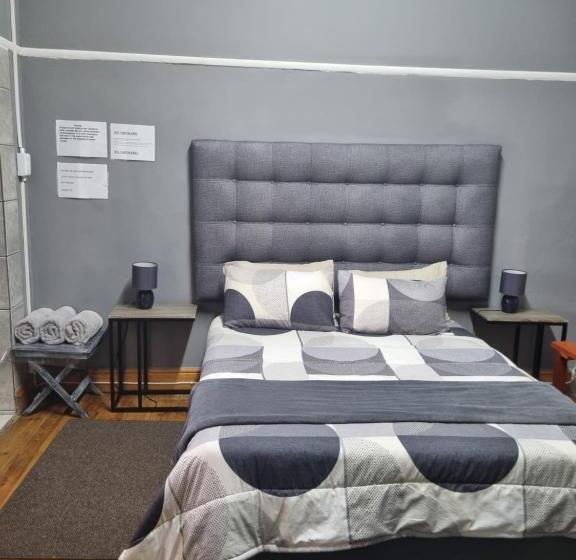 פנסיון Jalome Guesthouse