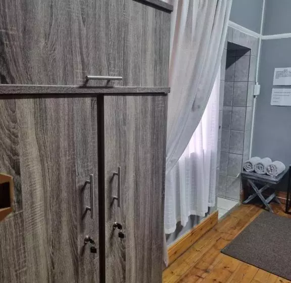 ペンション Jalome Guesthouse