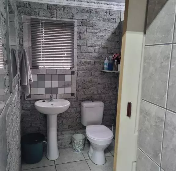 ペンション Jalome Guesthouse