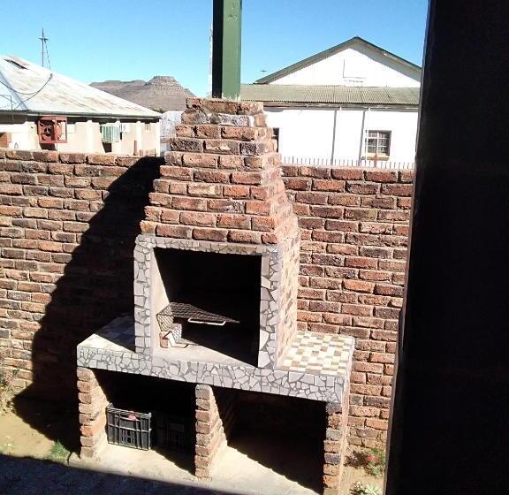 פנסיון Jalome Guesthouse