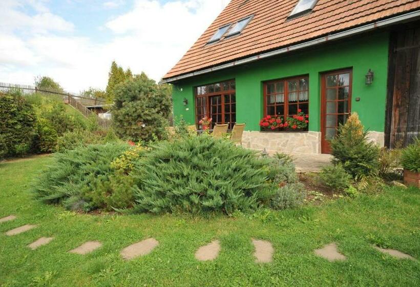 Pensão Apartmány U Maroša