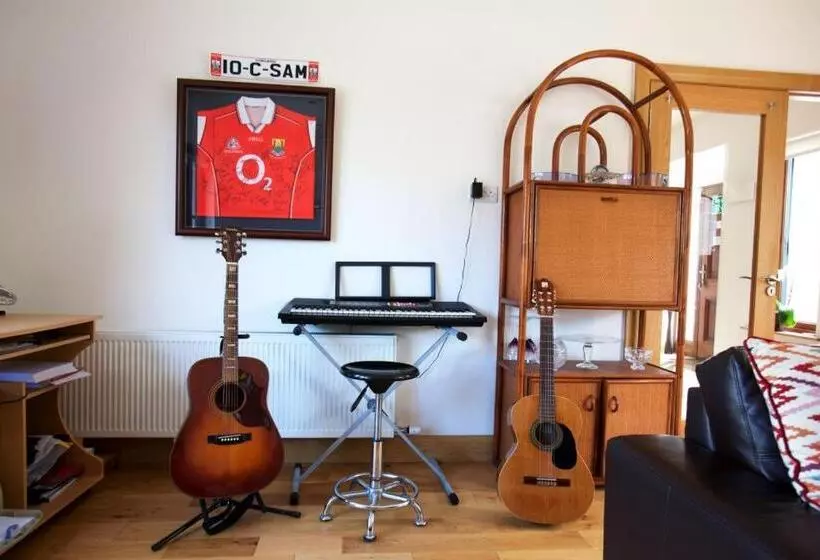 Woodview House Bed And Breakfast